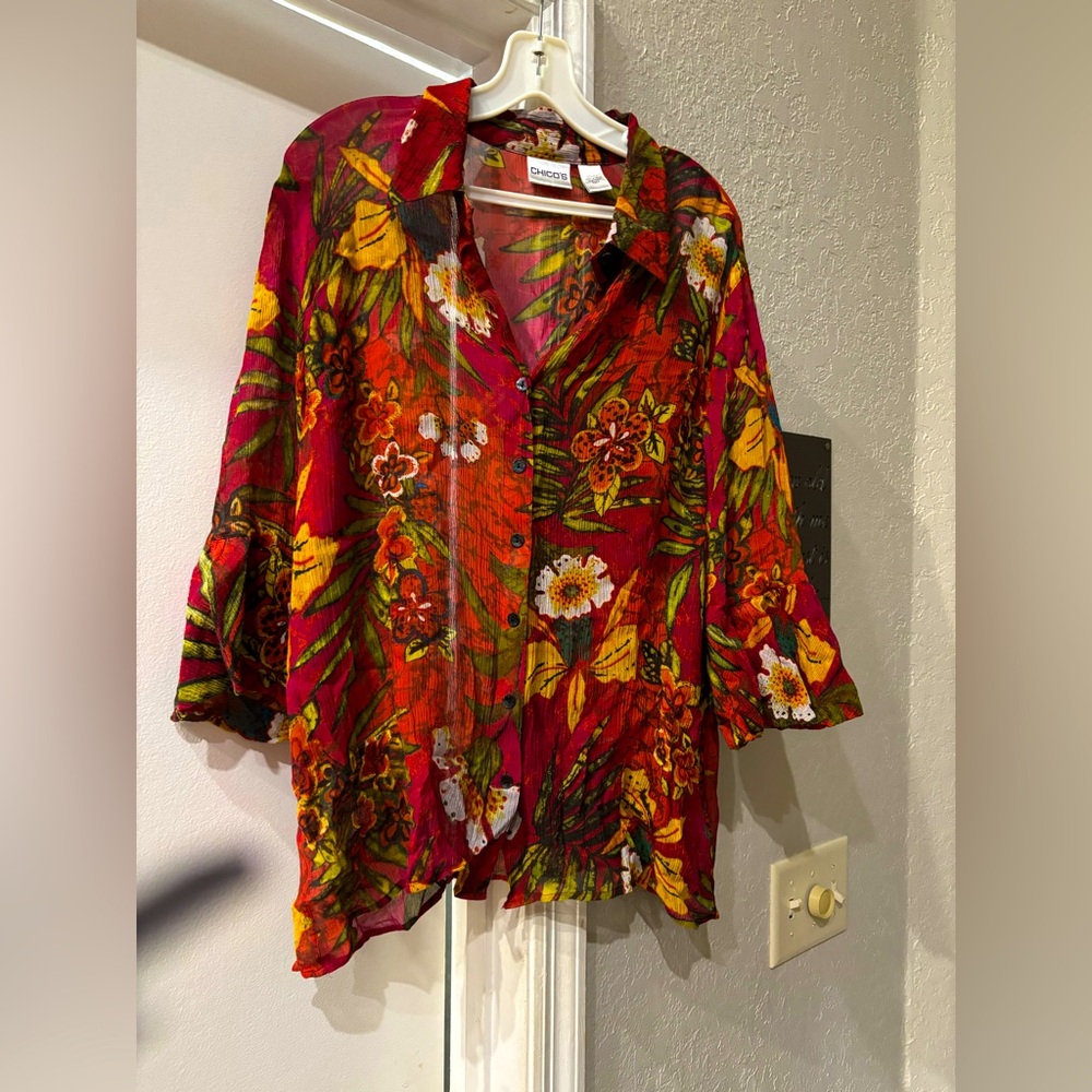 Chico’s Size 3 Red - Floral Bell Sleeve Button Up Top & Red Cami - Resort Wear